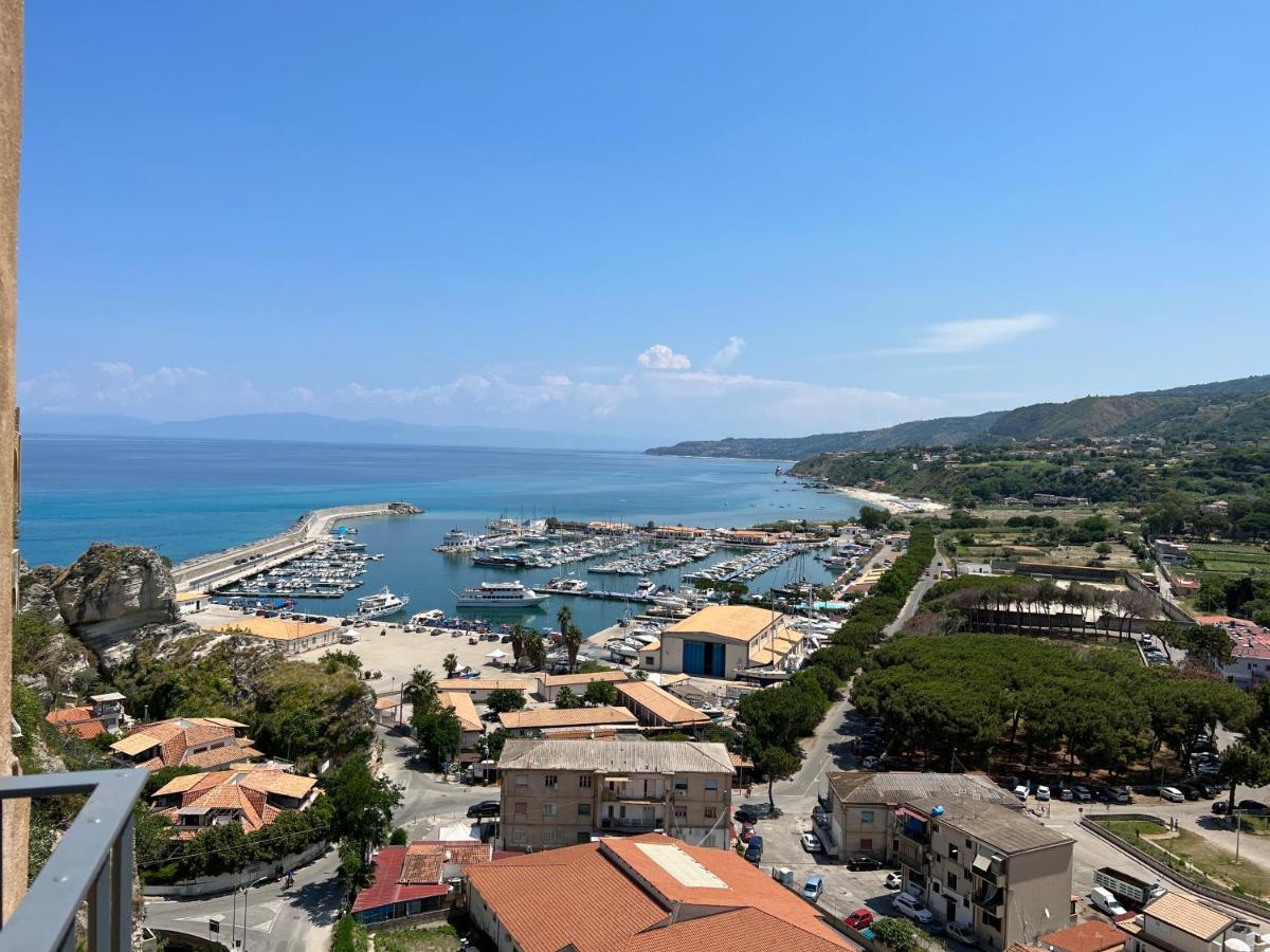 La Rupe Apartments Tropea Exterior foto